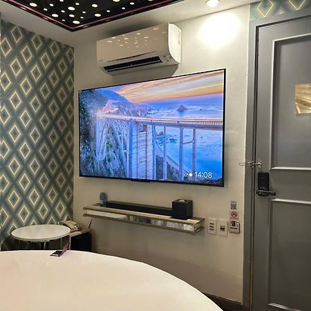 Cupid Hotel Ho Chi Minh City Bagian luar foto