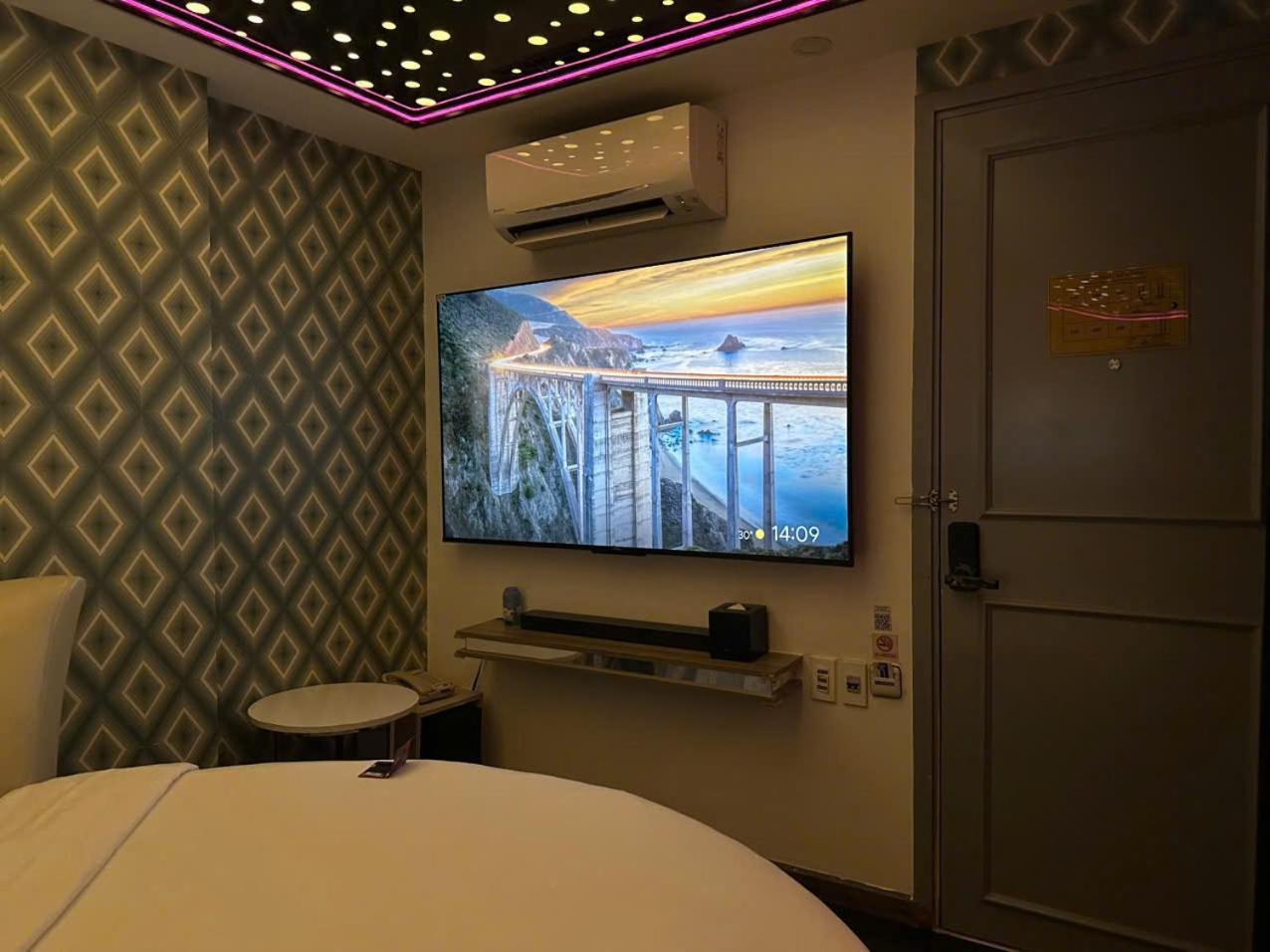 Cupid Hotel Ho Chi Minh City Bagian luar foto
